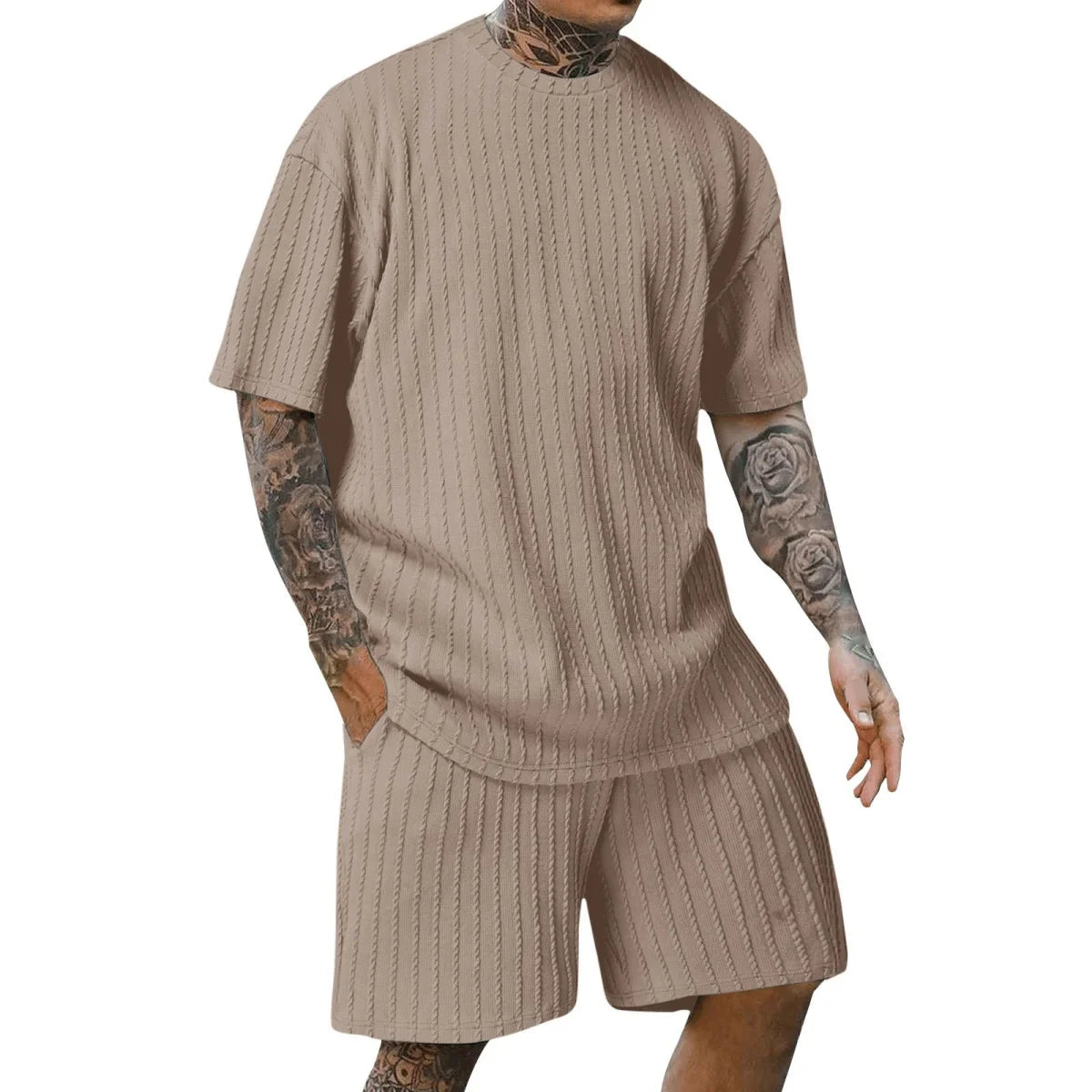 BySavelli | Vertikal gestreiftes T-Shirt und Shorts Set
