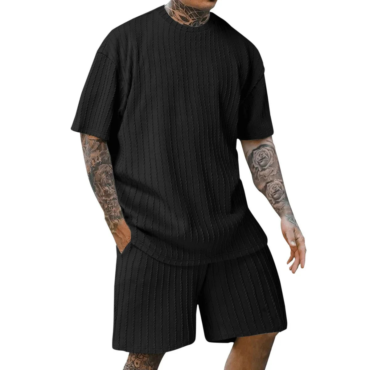 BySavelli | Vertikal gestreiftes T-Shirt und Shorts Set